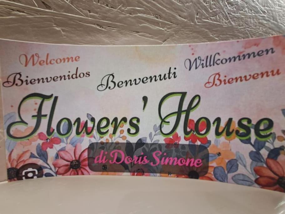 Flower'S House Di Doris Simone باري المظهر الخارجي الصورة